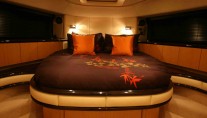 Motor yacht WAVE - Master Cabin
